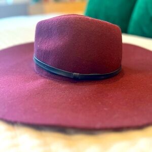 Plum Felt Napa-Fedora Hat